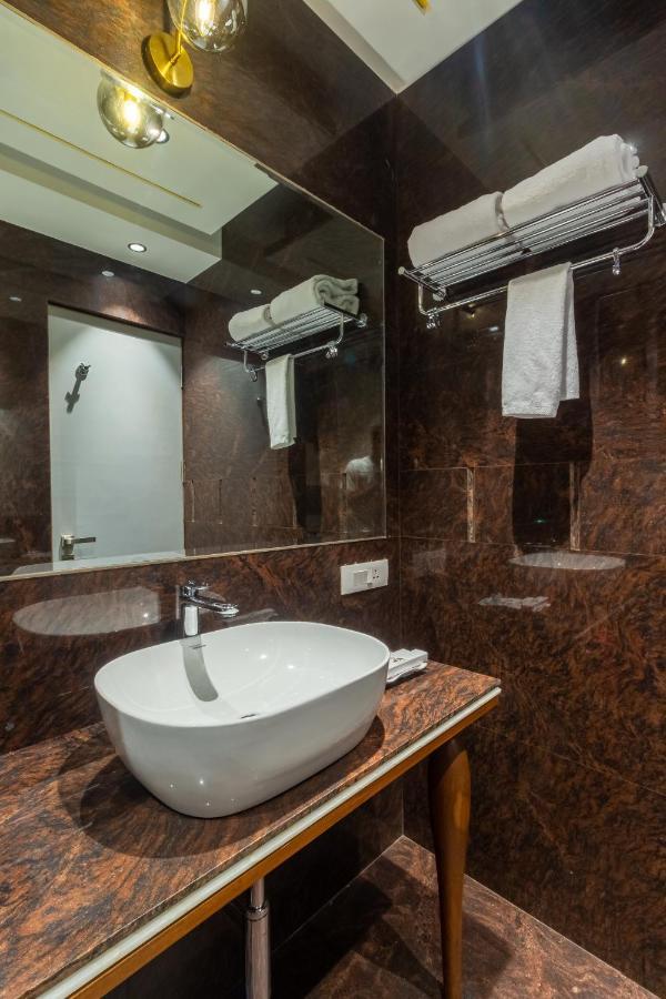 R R Heritage Resort Pure Vegetarian Mahabaleshwar Exterior photo